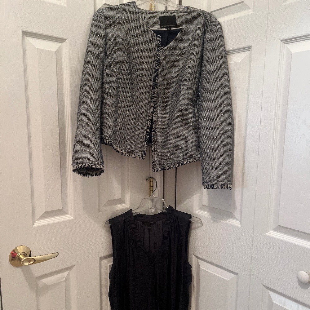 Banana Republic Blue & White Blazer (10) with a Blue Silky Sleveless Blouse (L)